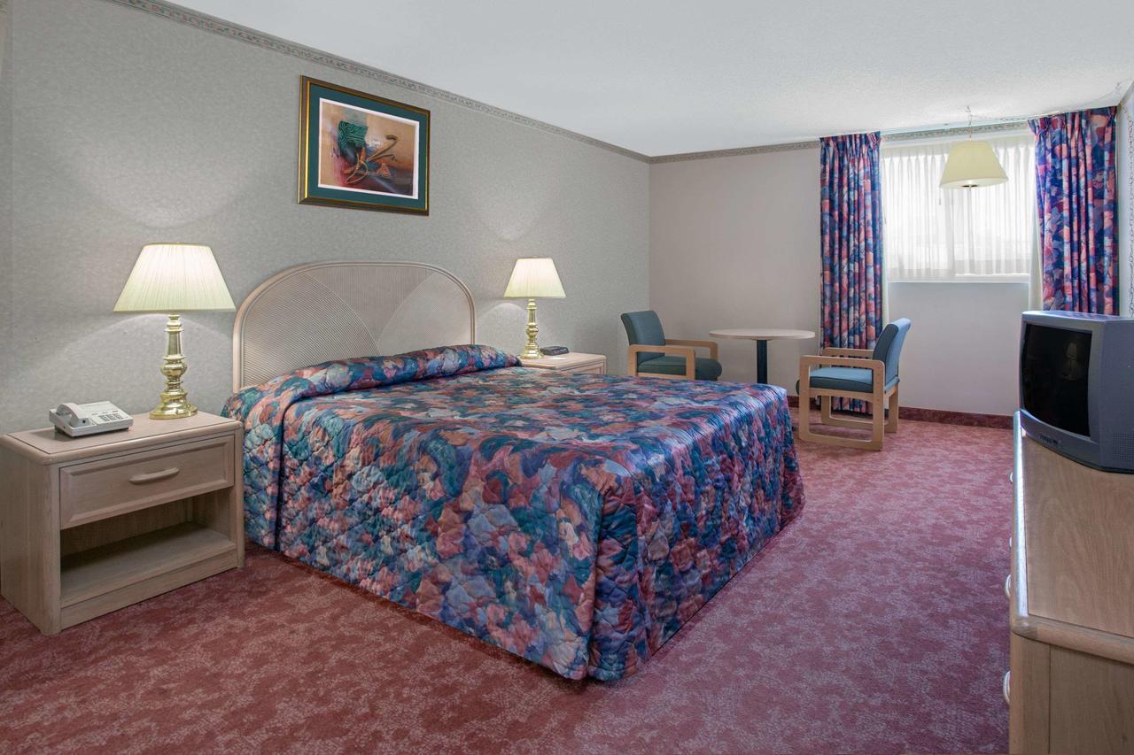 Empire Inn แบรนดอน ภายนอก รูปภาพ